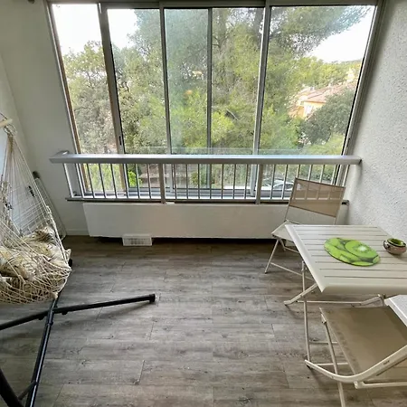 Apartment Bright A Few Steps From The *