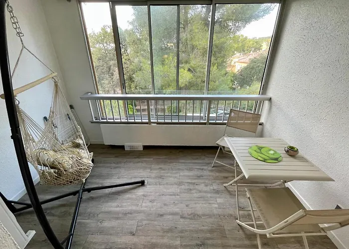 Апартаменты Bright A Few Steps From The *